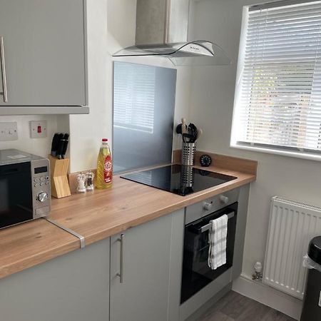 Comfy Home For Contractors And Families With Free Parking - Sage View Aldershot Luaran gambar