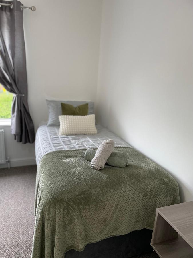 Comfy Home For Contractors And Families With Free Parking - Sage View Aldershot Luaran gambar