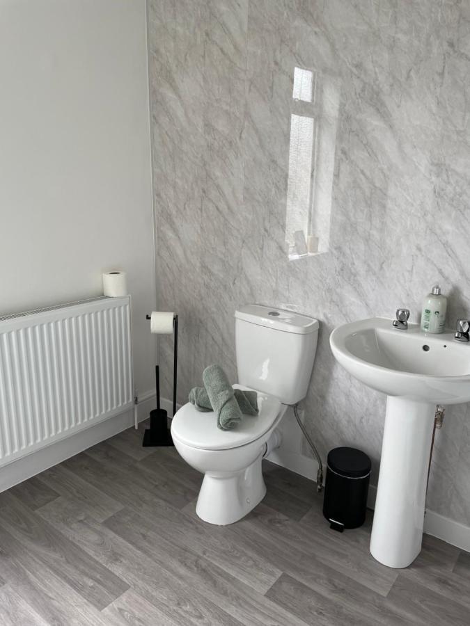 Comfy Home For Contractors And Families With Free Parking - Sage View Aldershot Luaran gambar