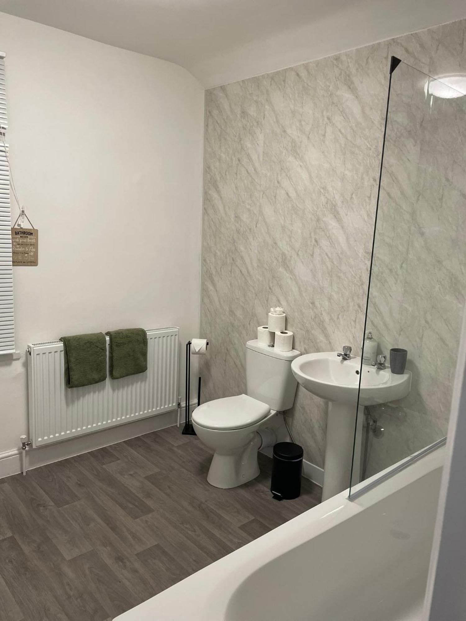 Comfy Home For Contractors And Families With Free Parking - Sage View Aldershot Luaran gambar
