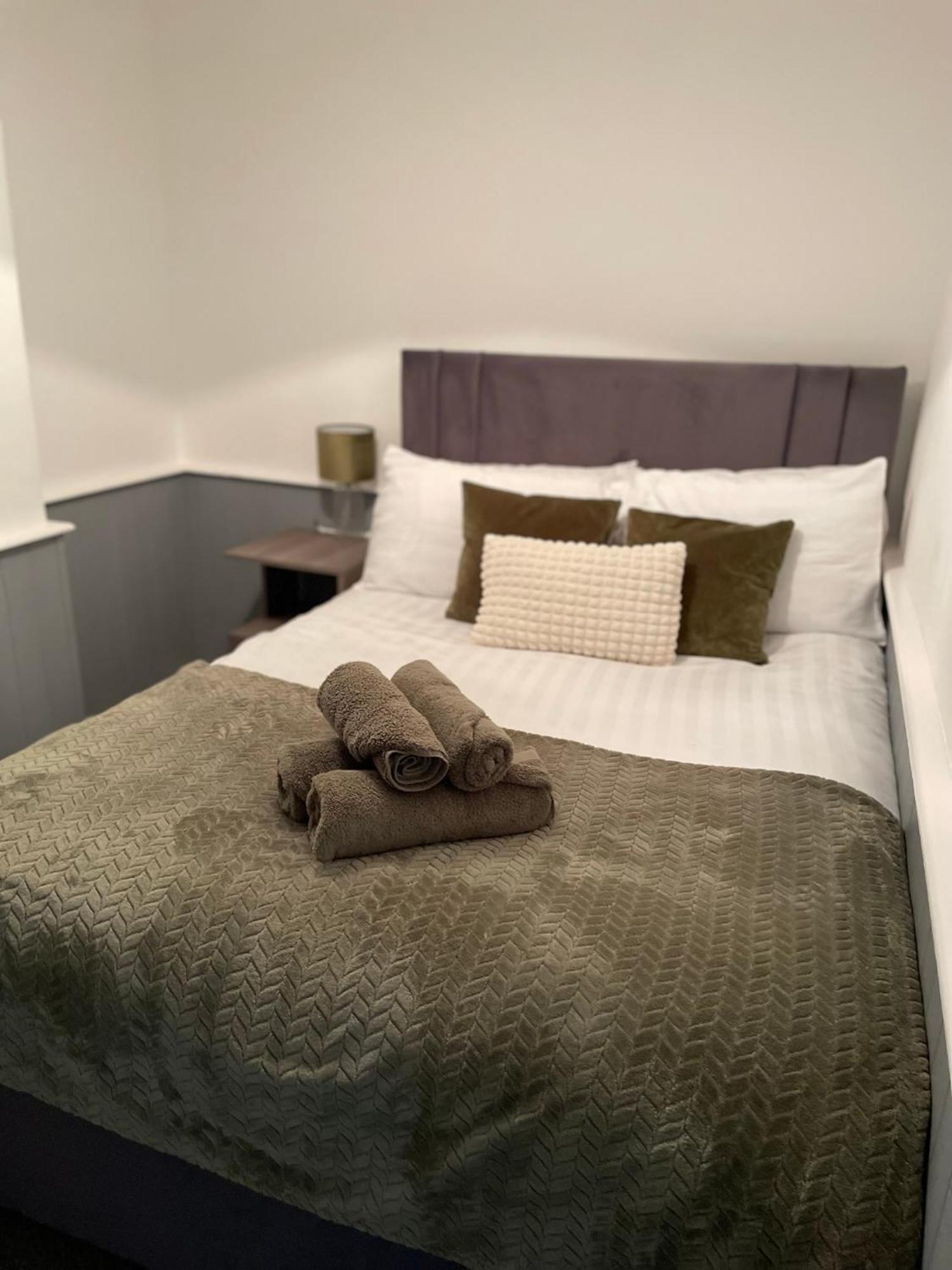 Comfy Home For Contractors And Families With Free Parking - Sage View Aldershot Luaran gambar